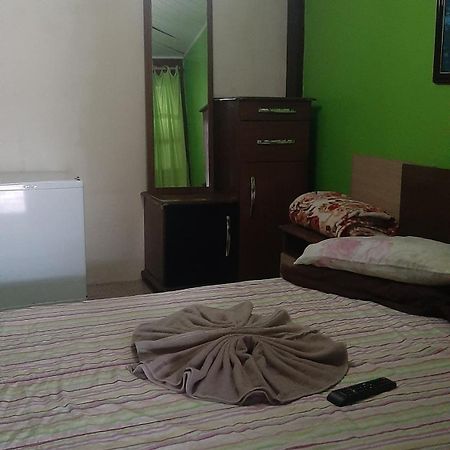 Pousada Suites Praia De Costazul ริโอ ดัส ออสตรัส ภายนอก รูปภาพ